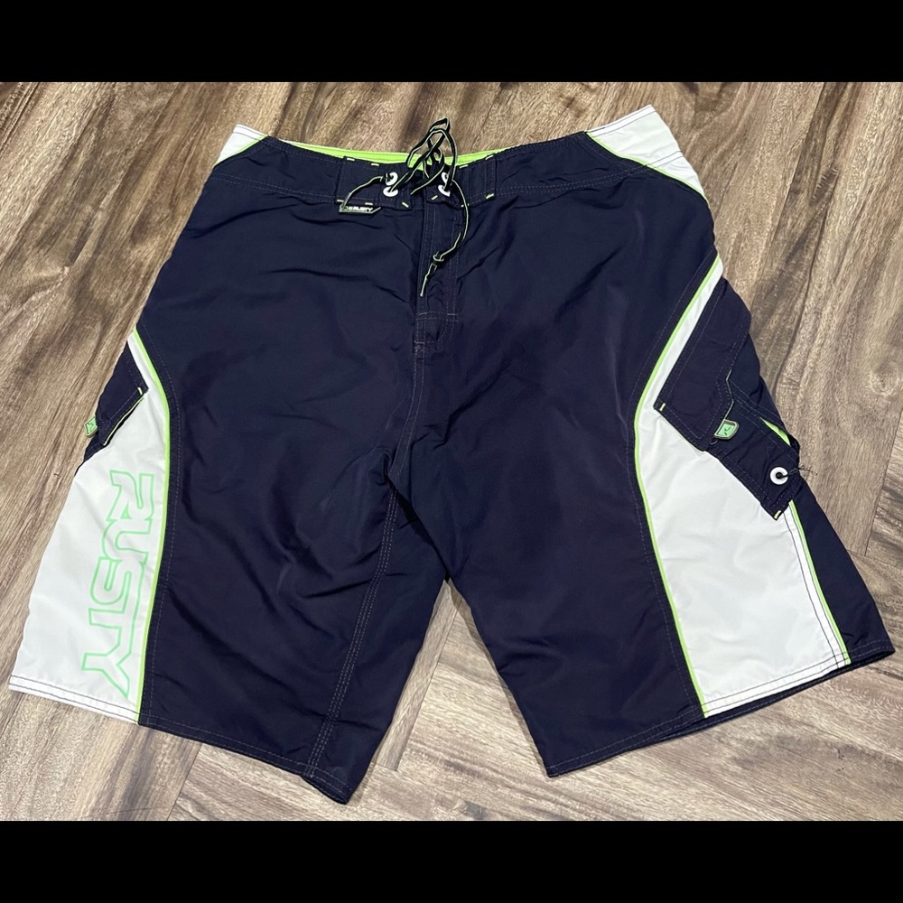 Like new Rusty board shorts. No issues.
